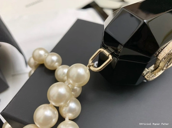 HyperPeter AIRPODS CHANEL CASE NECKLACE PRO 0722